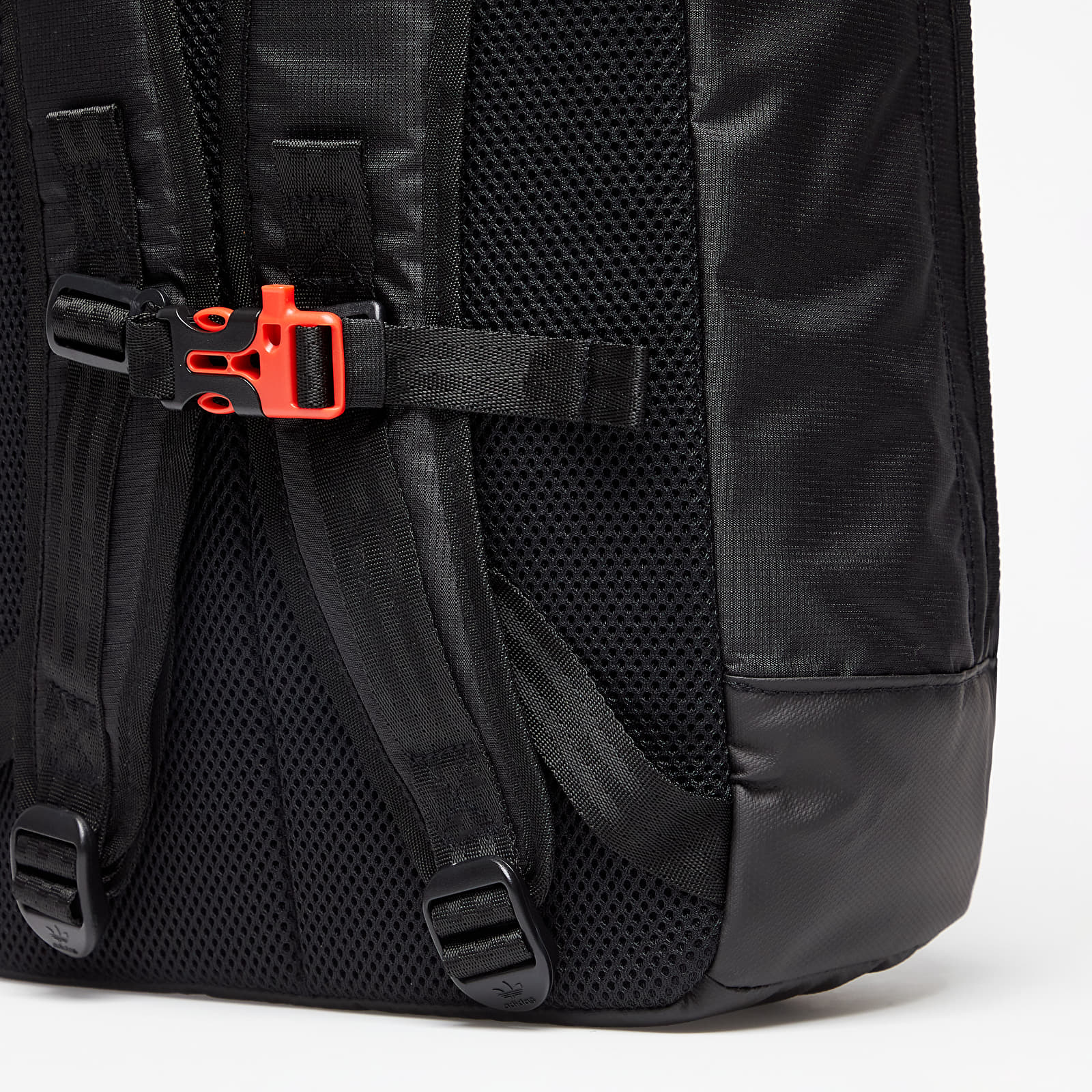 Hátizsákok adidas Adventure Backpack S Black/ Bright Red/ White