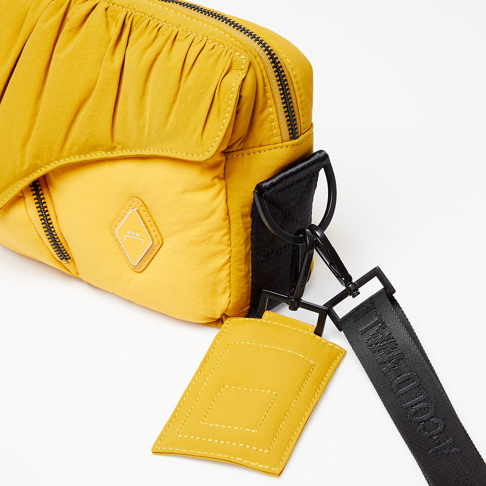 Sacs à bandoulière A-COLD-WALL* Padded Envelope Bag Sulphur