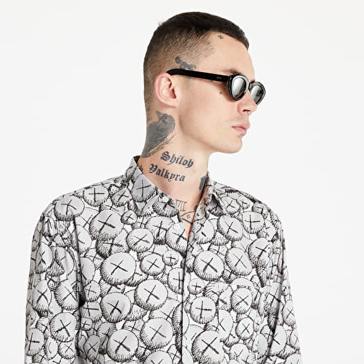 Kaws x comme des garcons shop