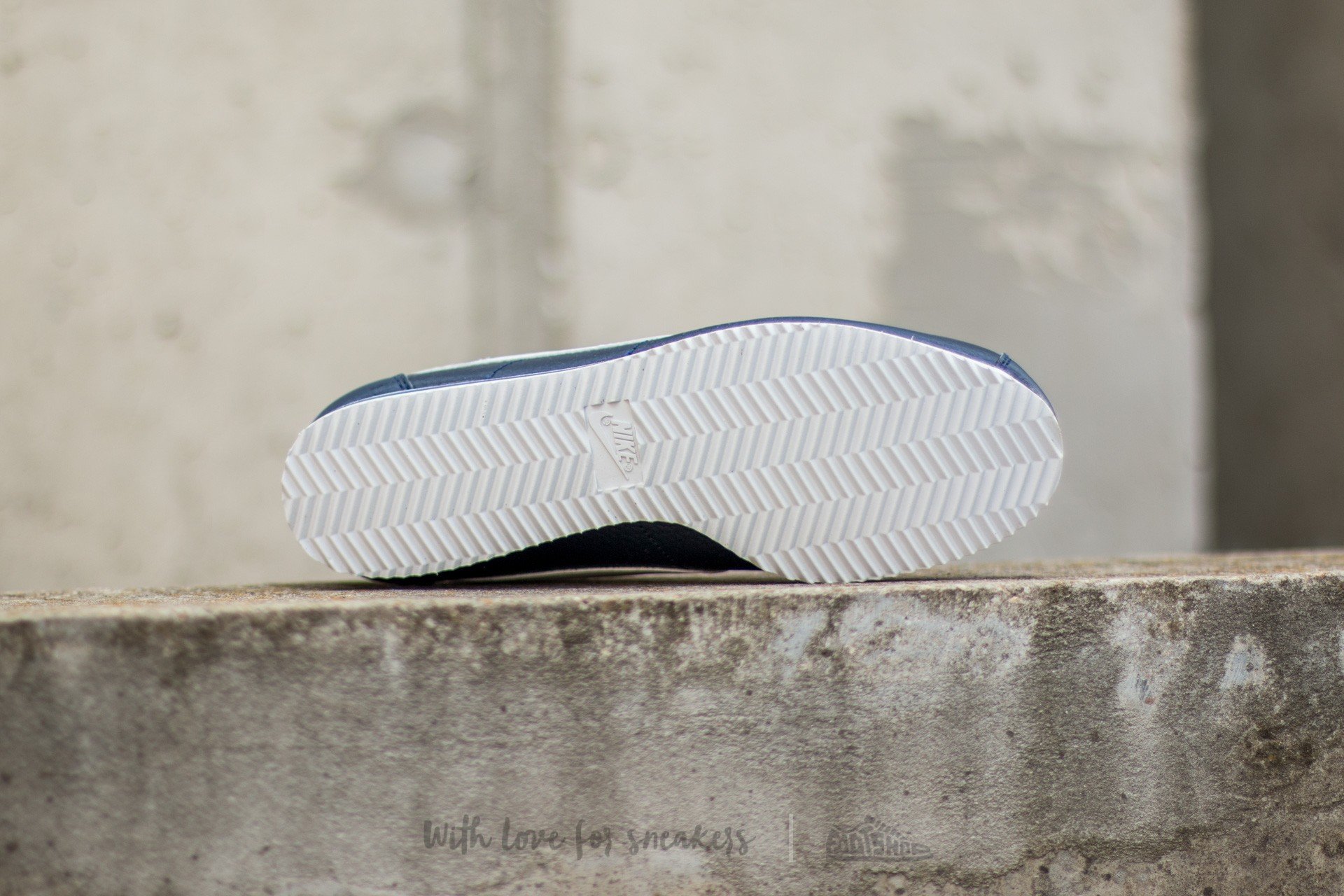 Férfi cipők Nike Classic Cortez Leather Midnight Navy/ White