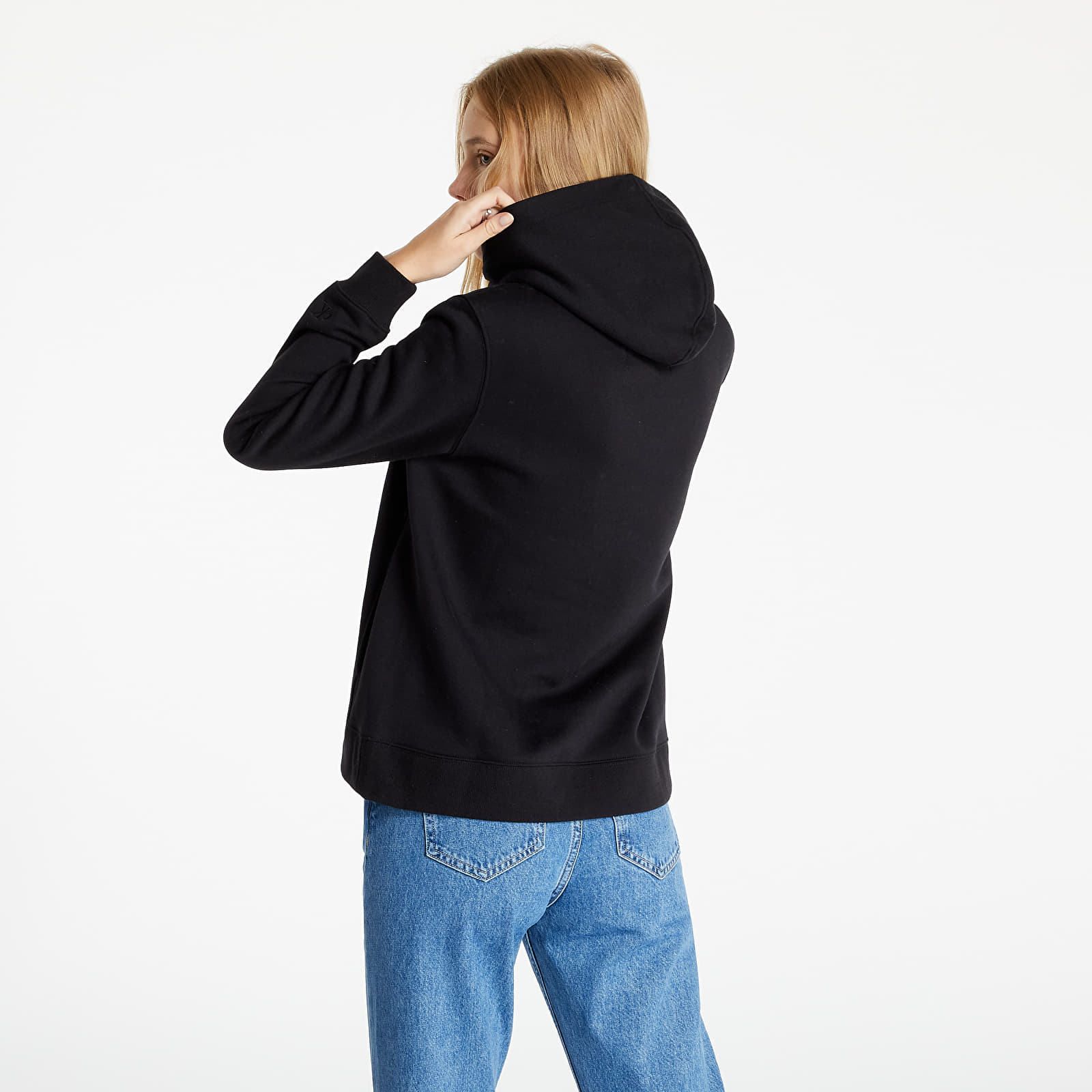 581698.jpg