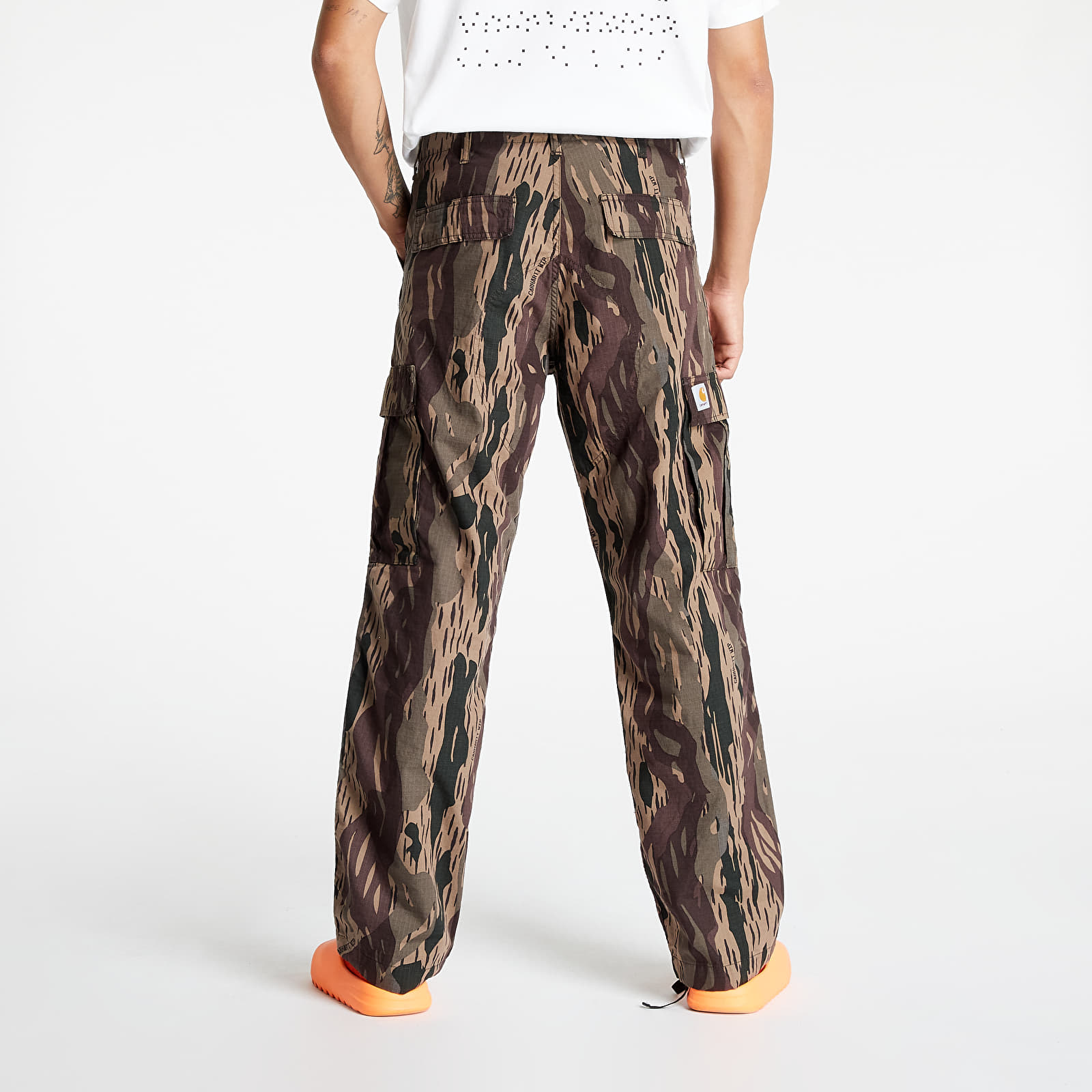 Carhartt camo hotsell cargo pants