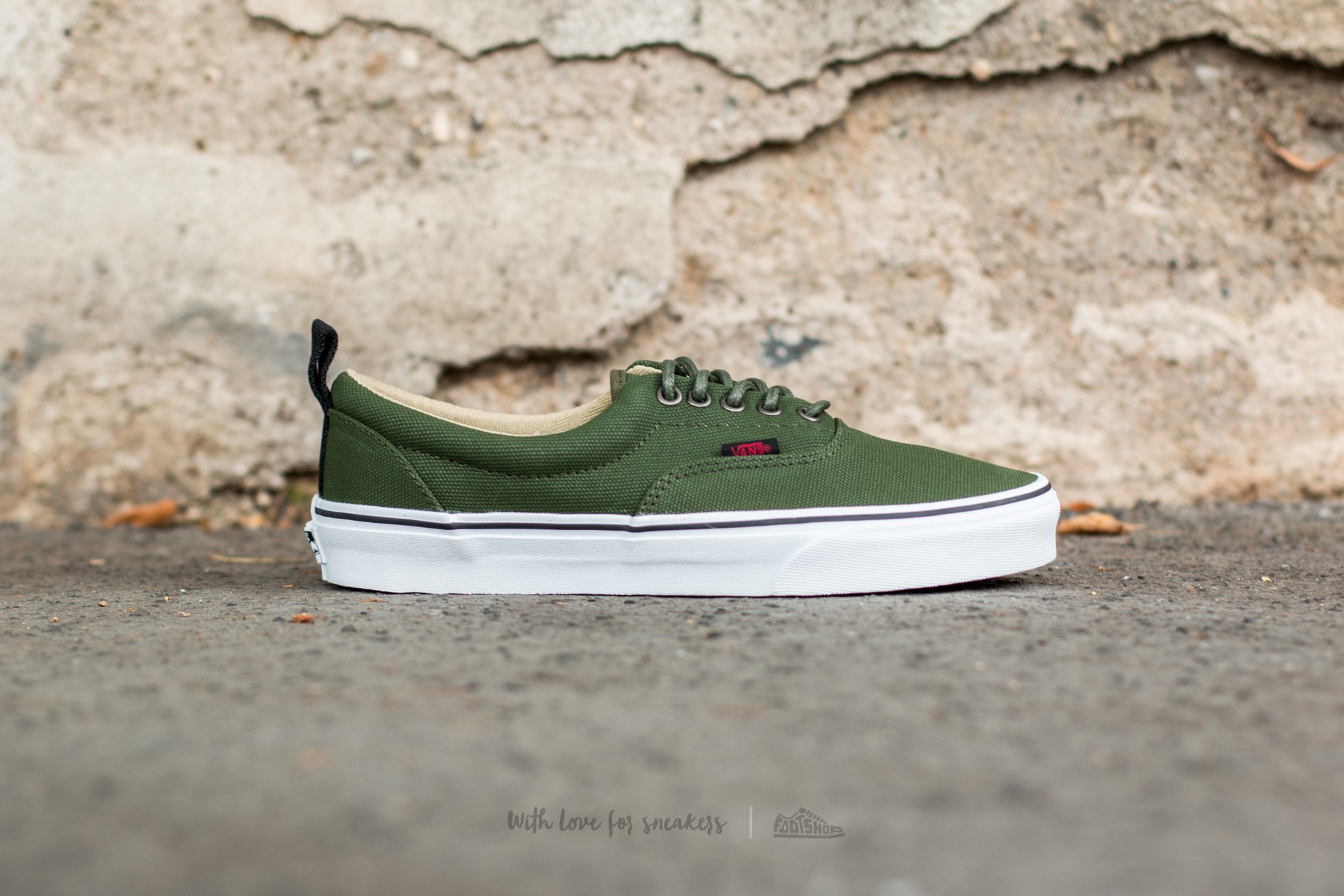 Vans military era 2025