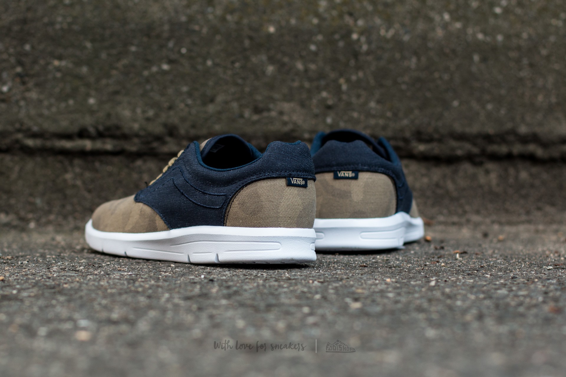 Vans iso 1.5 camo on sale