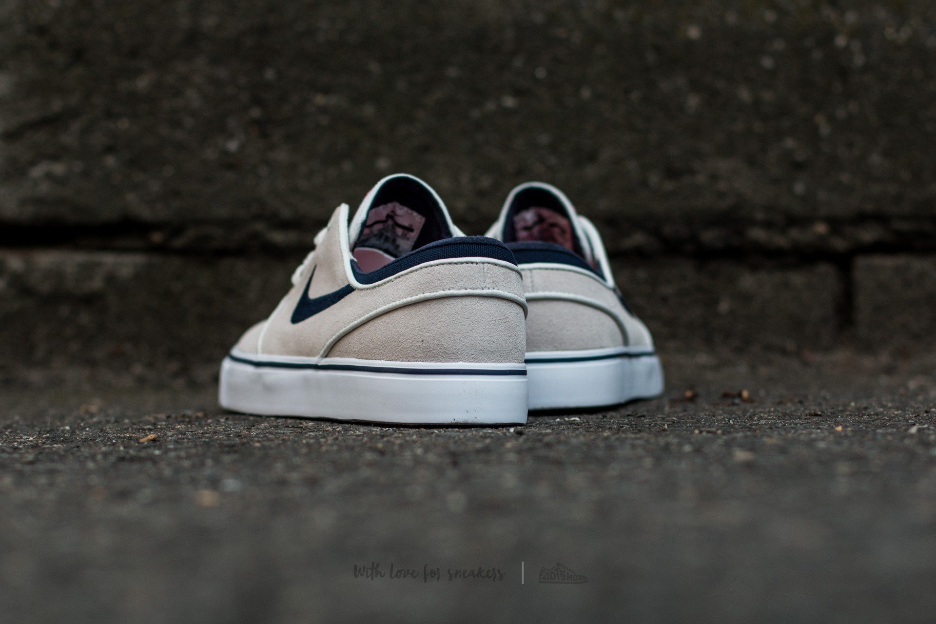 Skor för män Nike Zoom Stefan Janoski Summit White/ Obsidian-University Red-White