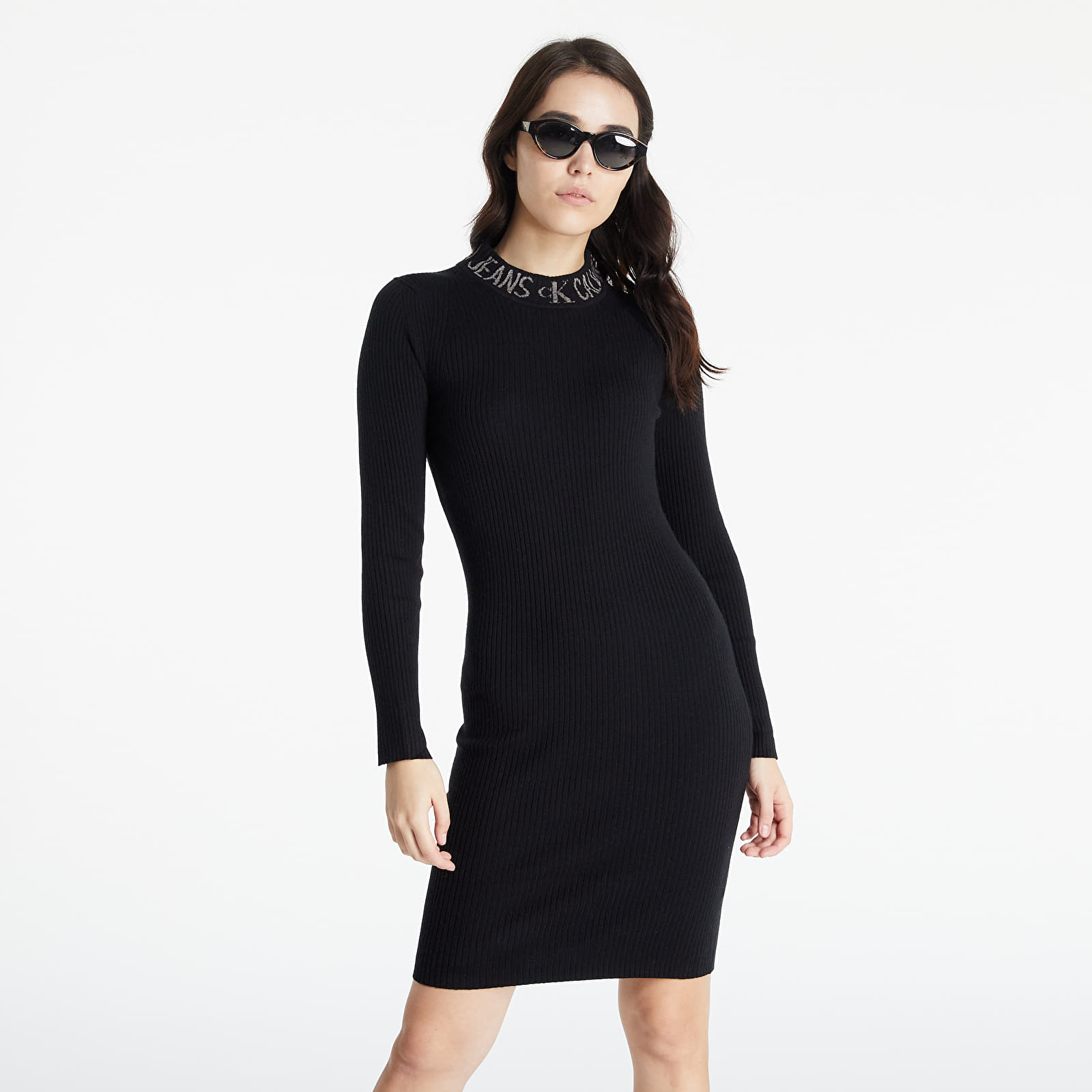 Kleider Calvin Klein Jeans Intarsia Logo Cut Out Rib Dress Ck Black |  Footshop