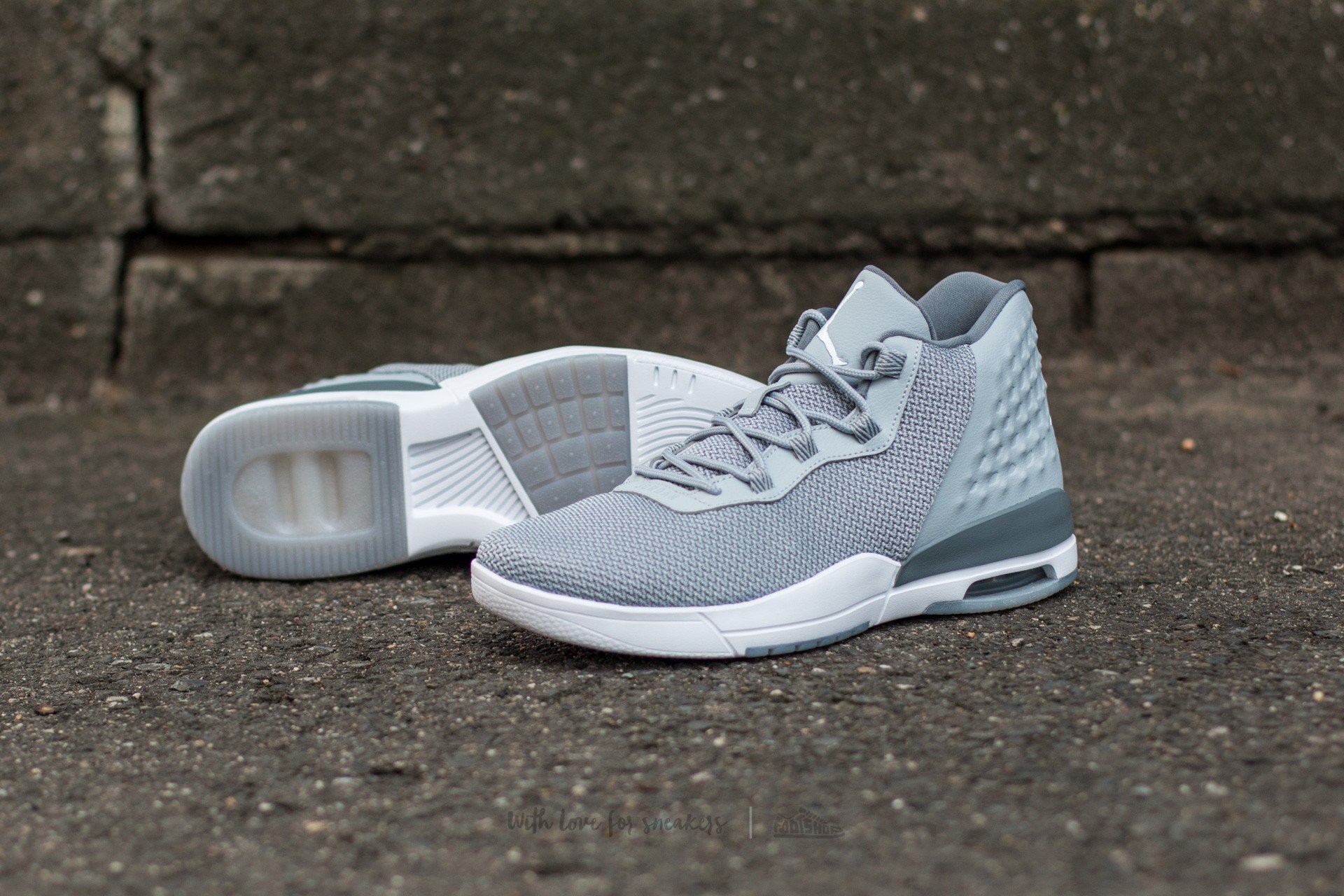 Moški čevlji Jordan Academy Wolf Grey/ White-Cool Grey