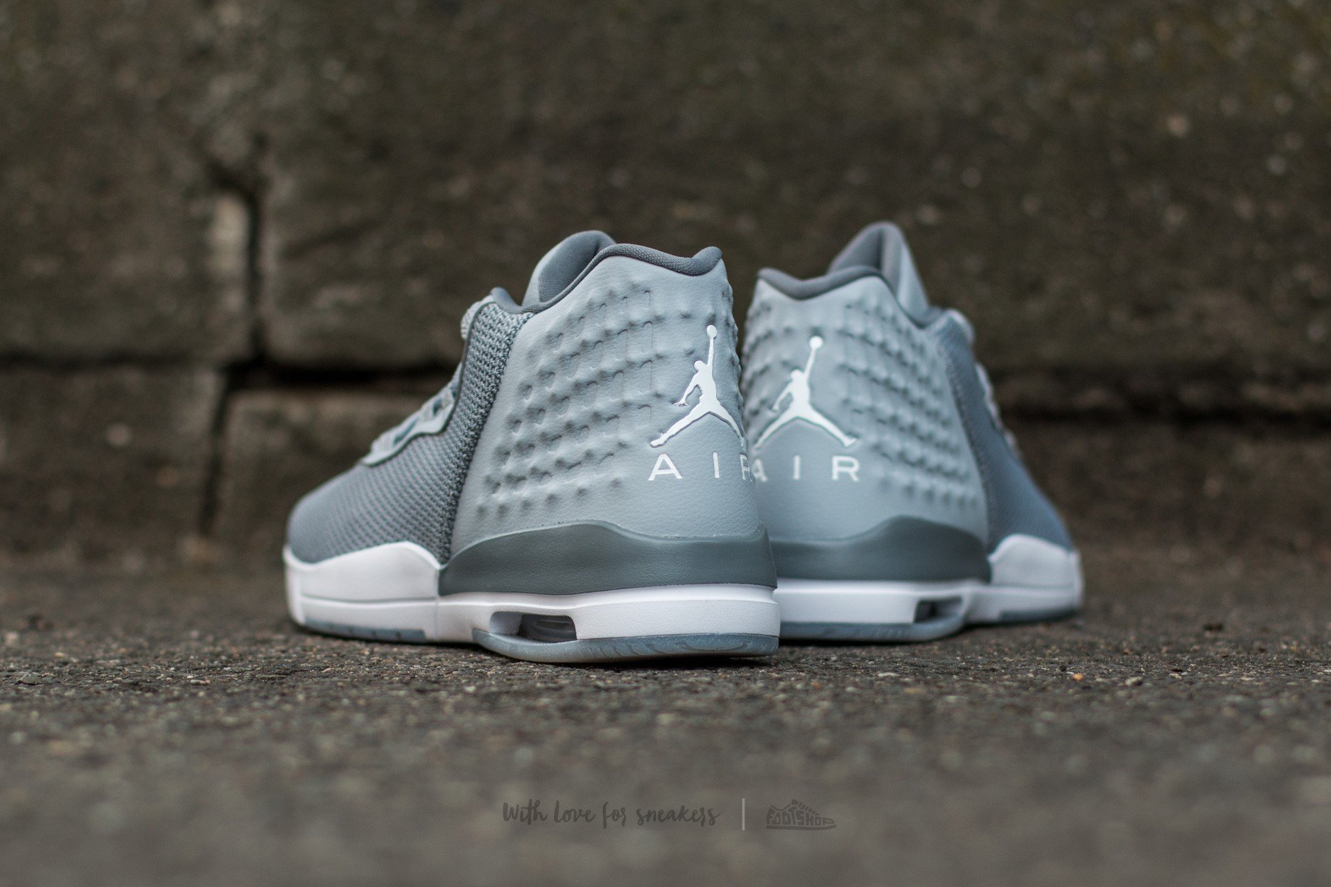 Moški čevlji Jordan Academy Wolf Grey/ White-Cool Grey