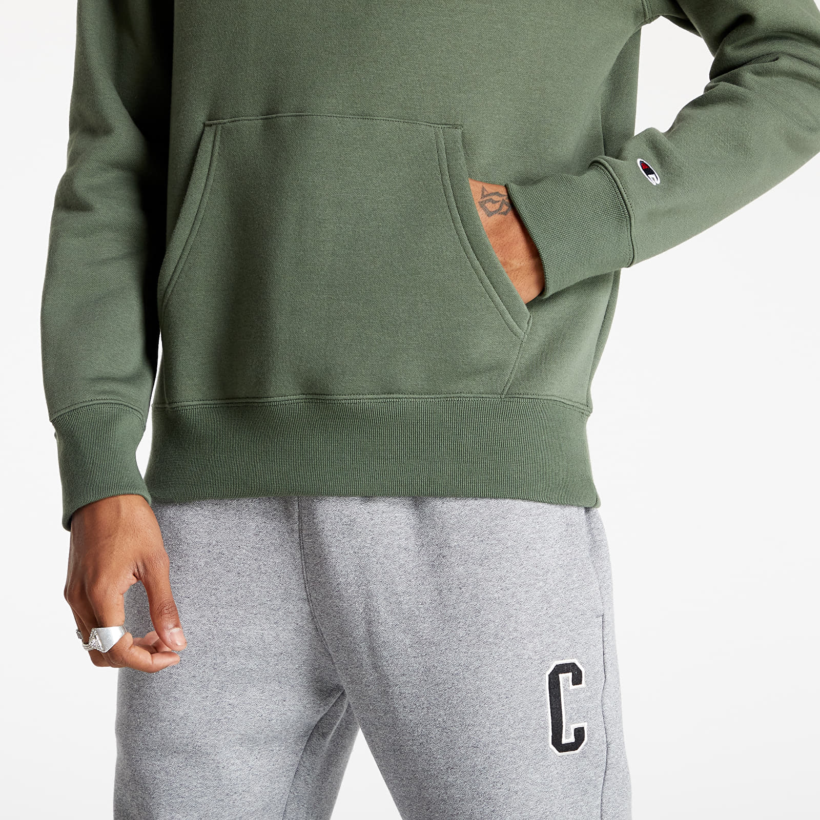 Kapucnis pulóverek és pulcsik Champion Hoodie Olive