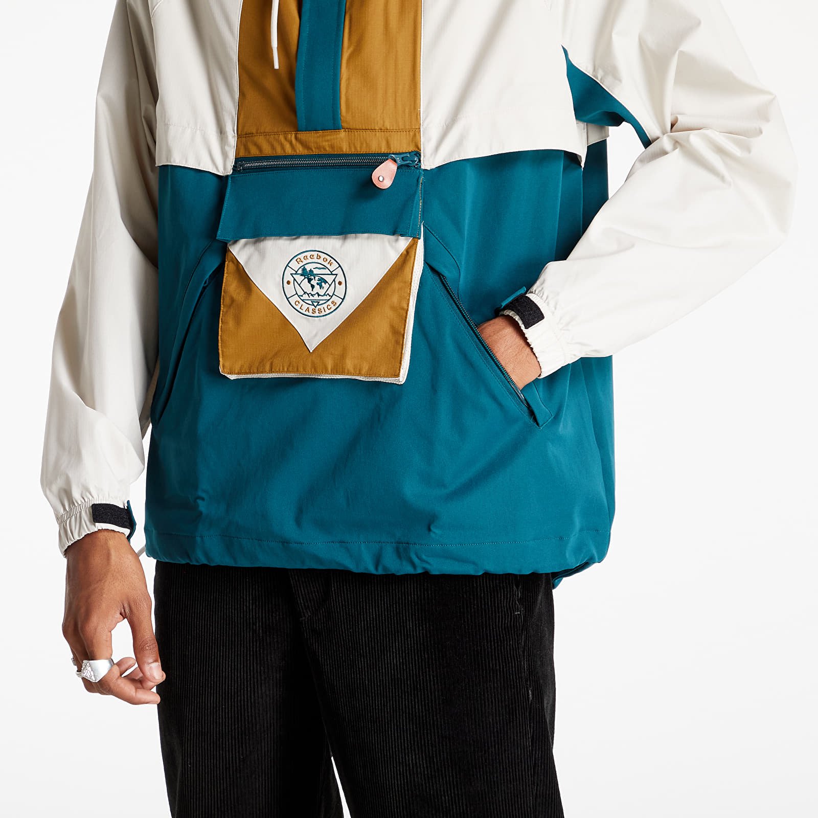 Kabátok Reebok Classics F Archive Anorak Stucco