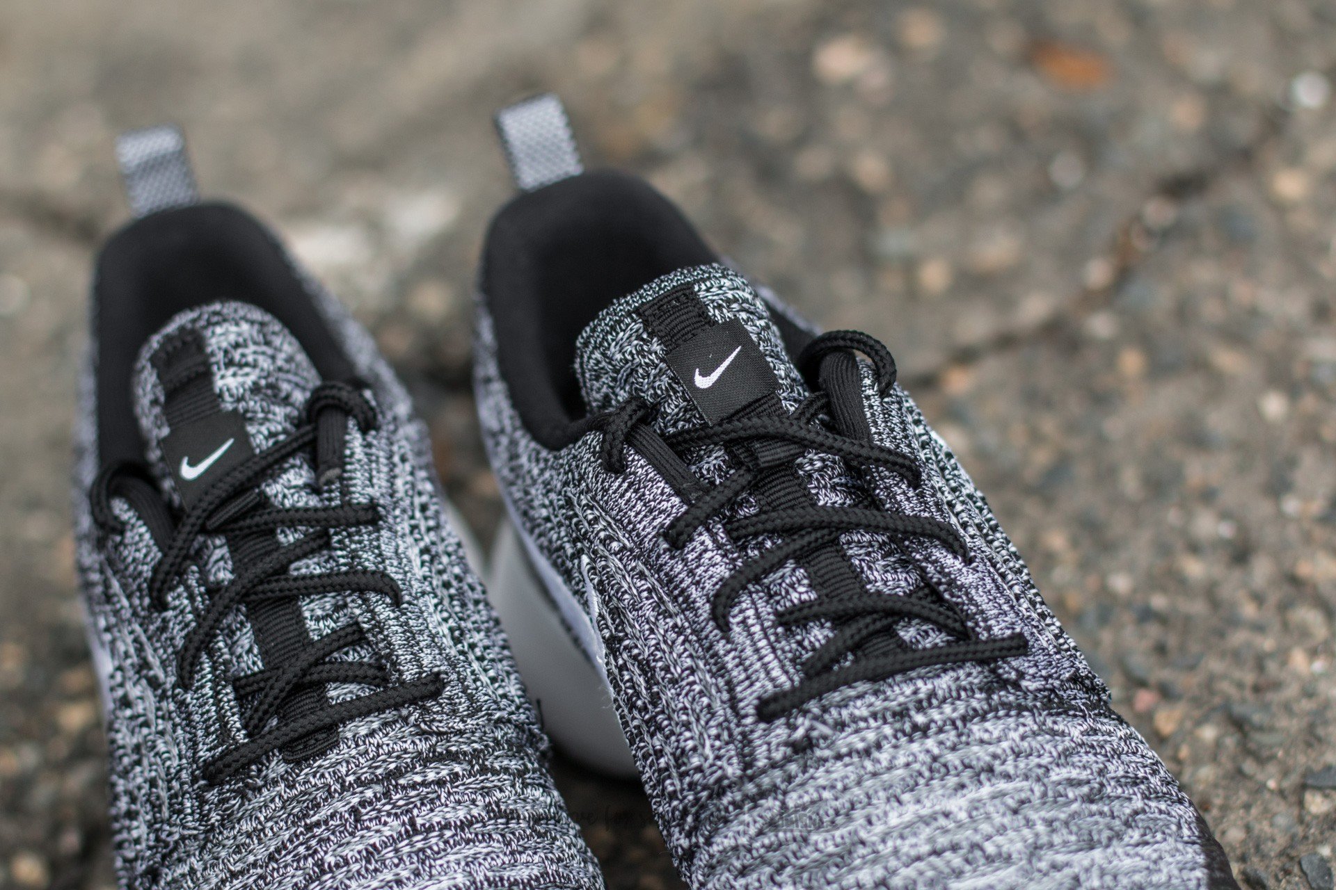 Roshe flyknit women's grey top