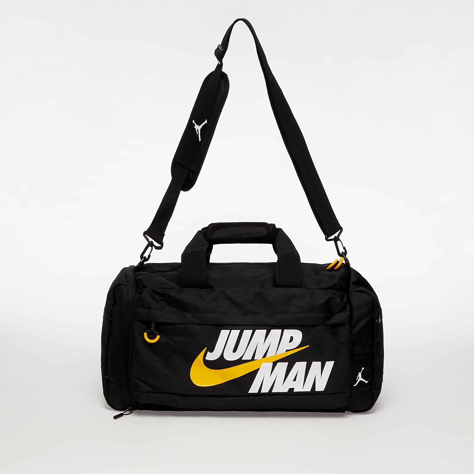 Jumpman hotsell duffel bag
