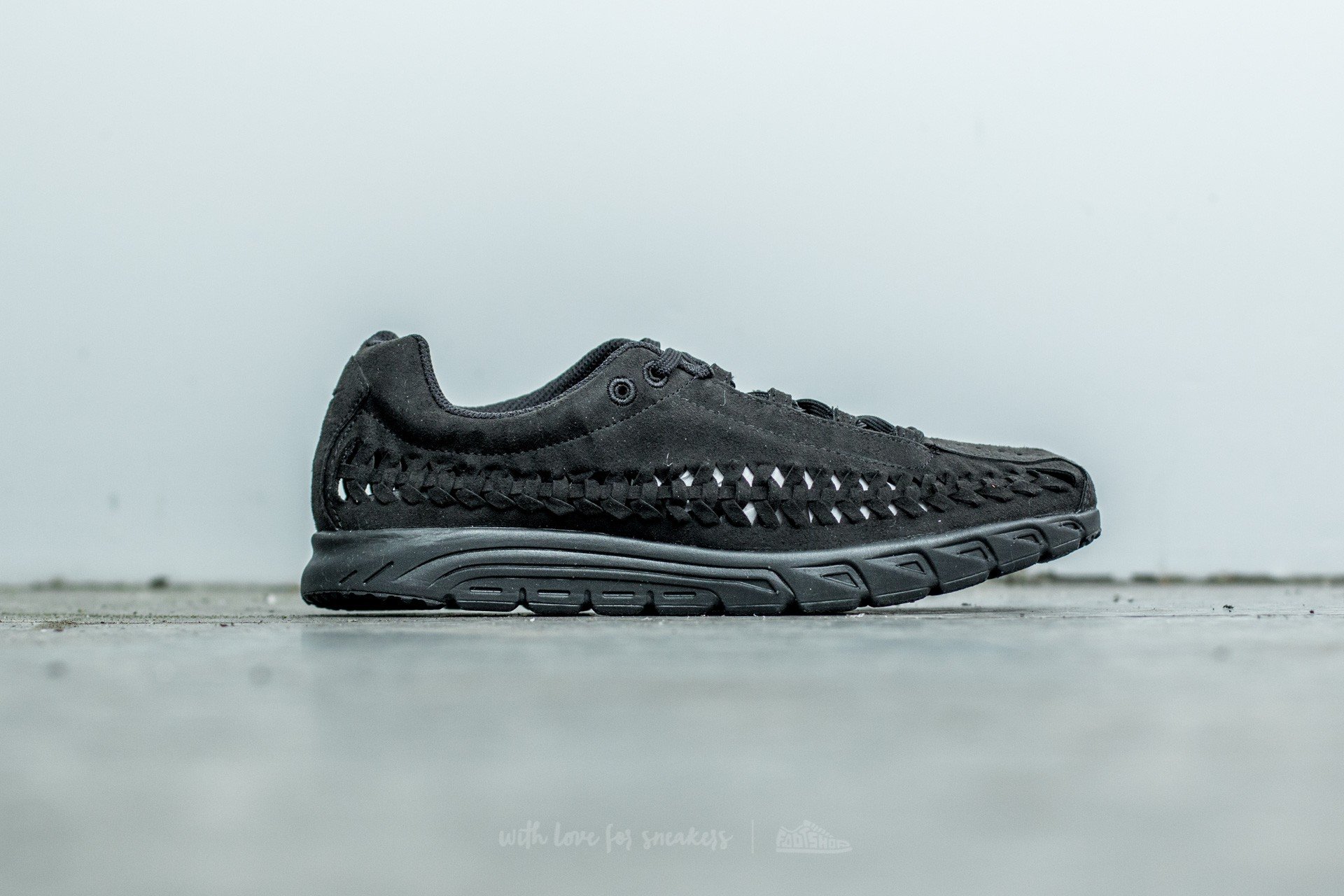 Nike mayfly black mens sales
