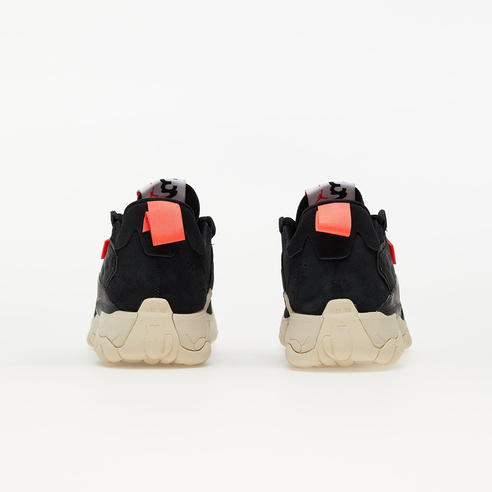 Scarpe uomo Jordan Delta 2 Black/ Infrared 23-Off Noir-Oatmeal