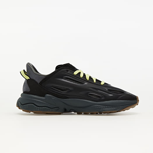 Ozweego deals celox black