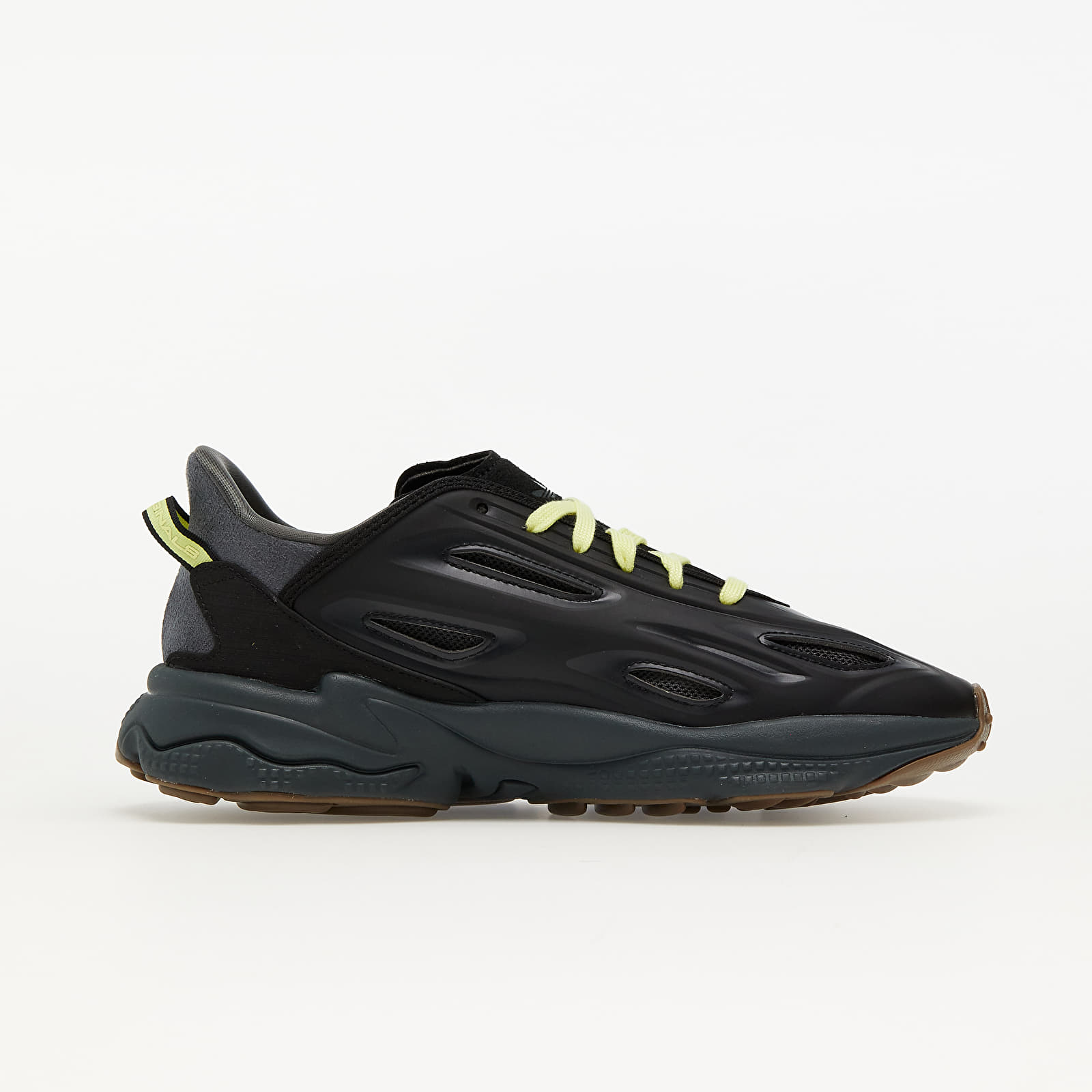 Men s shoes adidas Ozweego Celox Core Black Core Black Purple