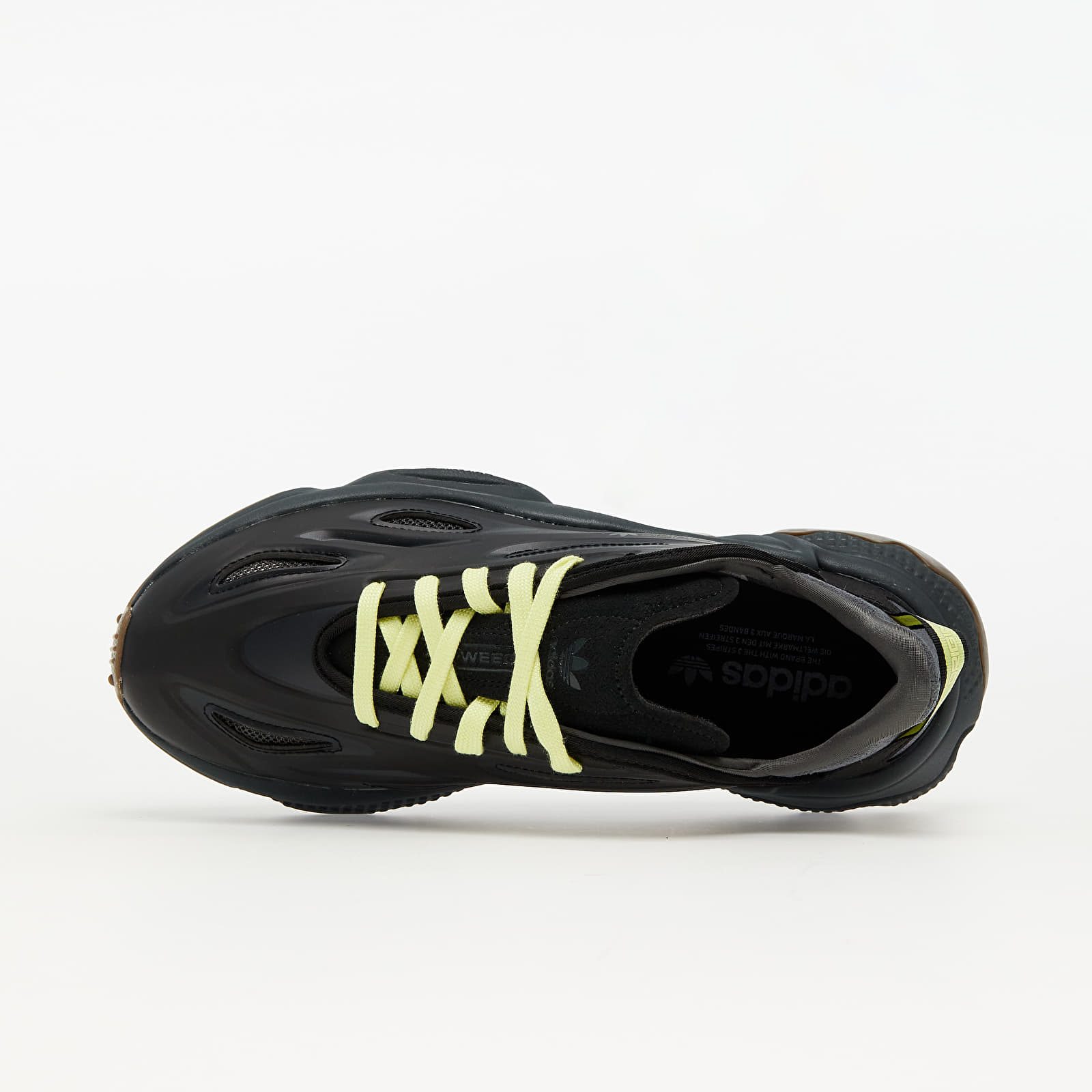 Herren Sneaker und Schuhe adidas Ozweego Celox Core Black/ Core Black/ Purple Yellow