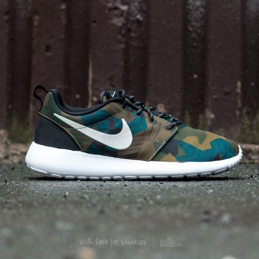 Men's roshe one se camo shoes outlet