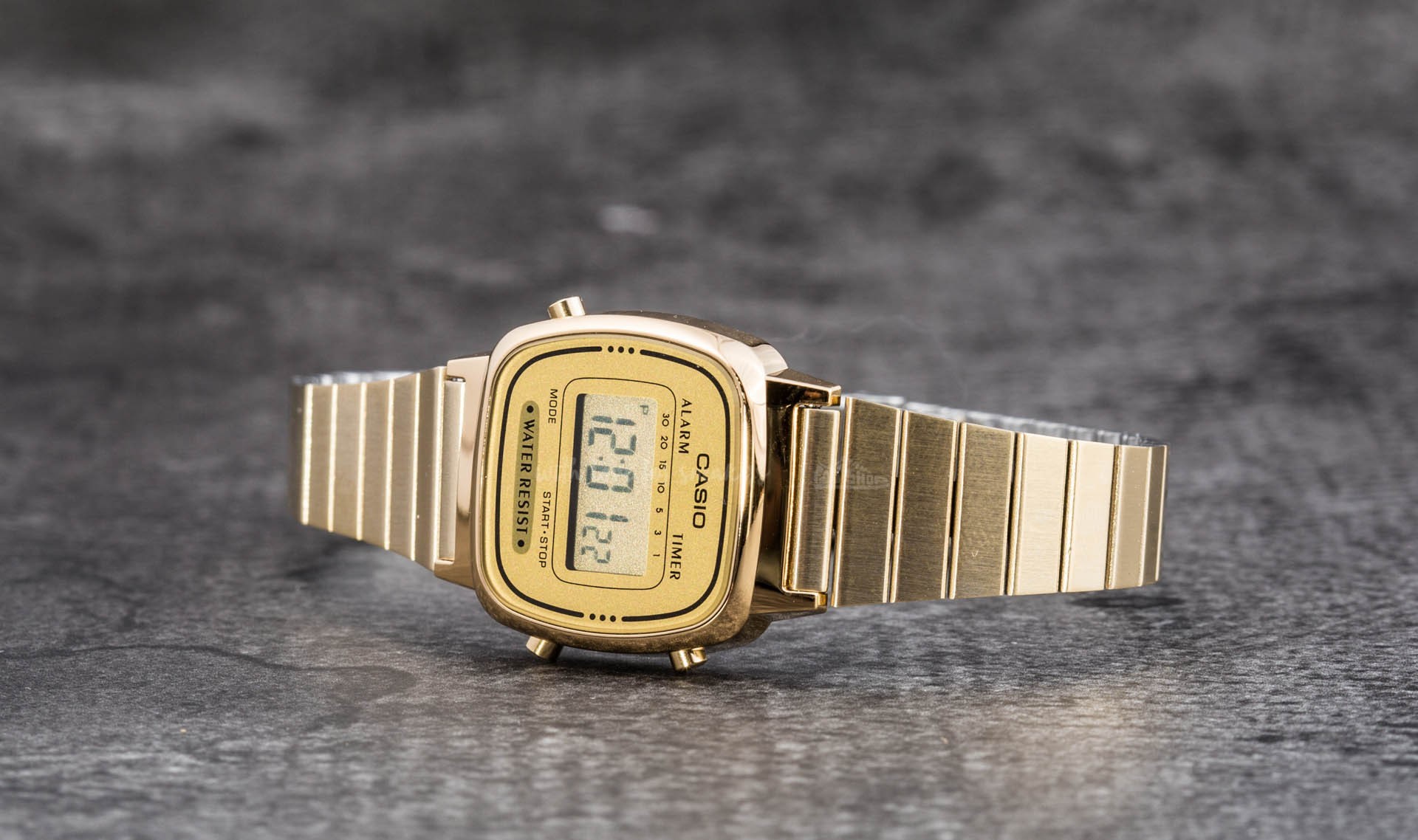 Ceasuri Casio LA 670GA-9 Gold Universal