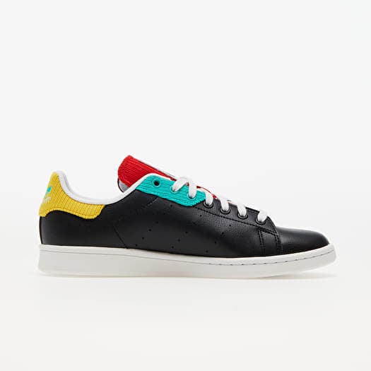 Stan smith core hotsell black crystal white