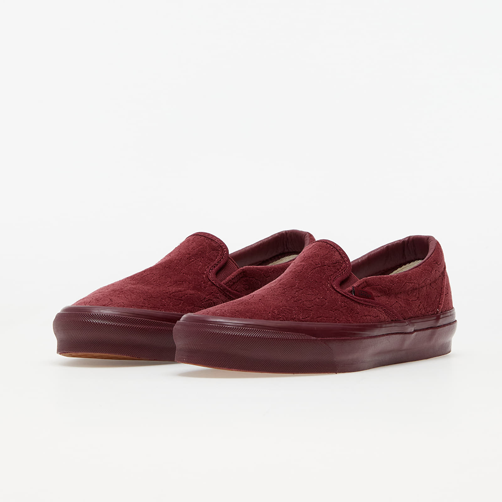 Red velvet slip on vans outlet