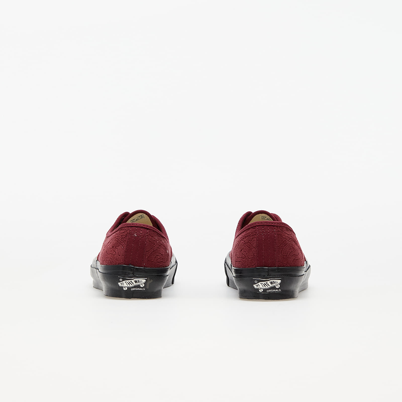 Vans colorblock best sale velvet authentic sneaker