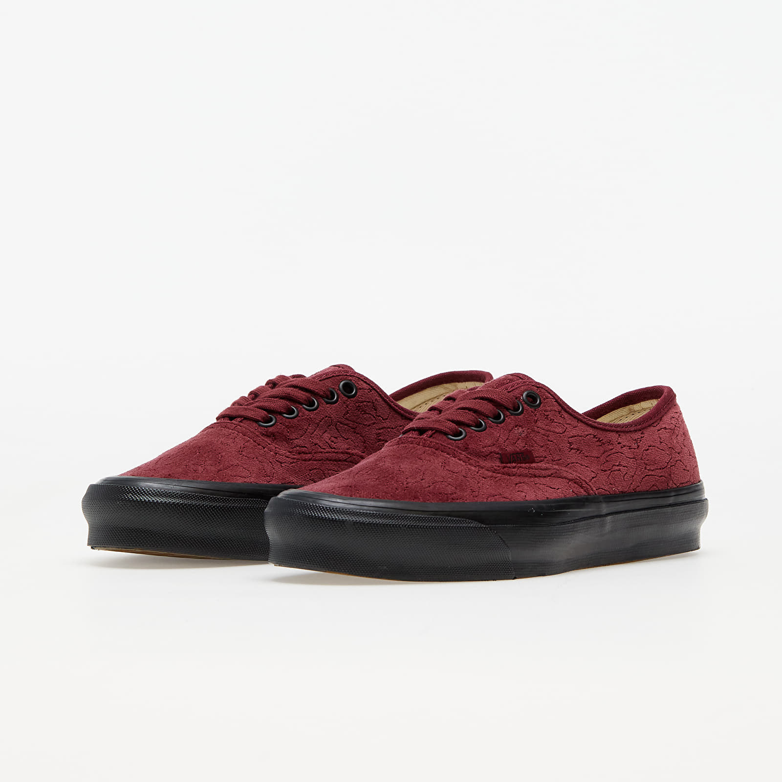 Herren Sneaker und Schuhe Vans Vault OG Authentic LX Velvet Embroidery Pomegranate Red Black Footshop