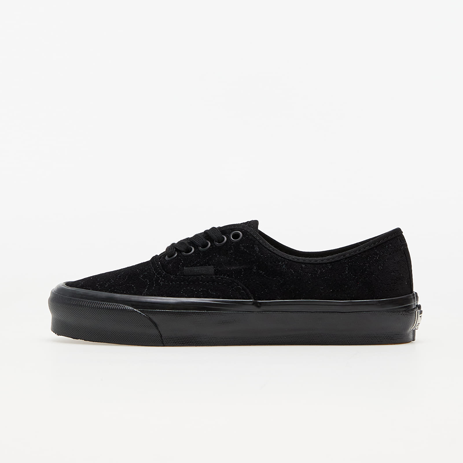 Men's shoes Vans Vault OG Authentic LX (Velvet Embroidery) Black/ Black