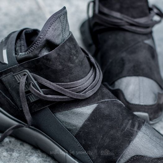 Yeezy qasa sale
