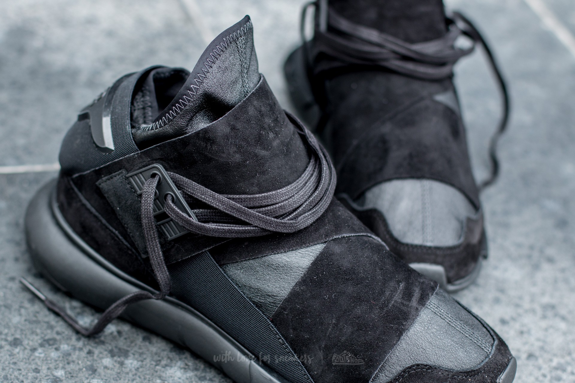 Men's shoes Y-3 Qasa High Carbon Black/ Carbon Black/ Carbon Black |  Footshop