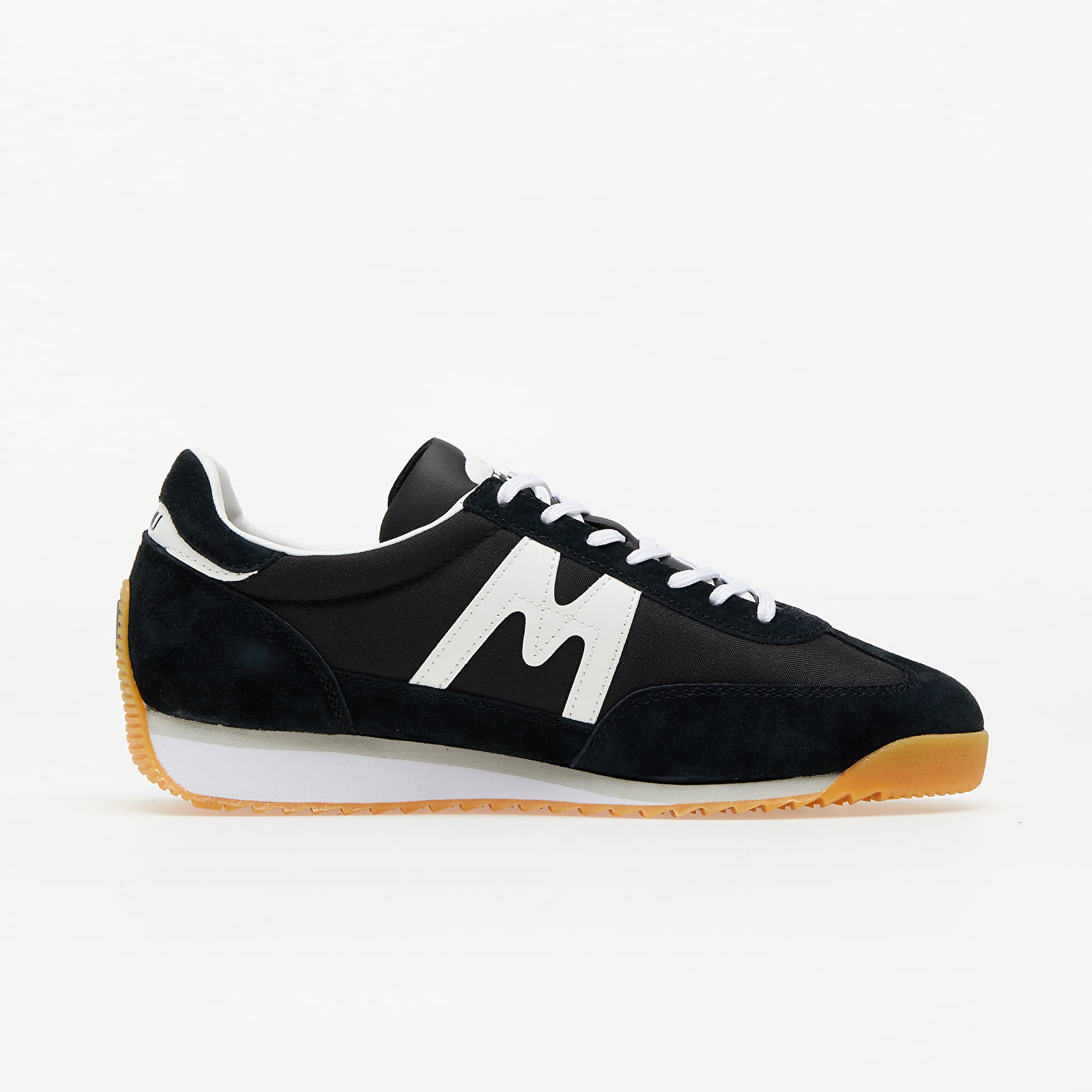 Herren Sneaker und Schuhe Karhu Mestari Black/ White