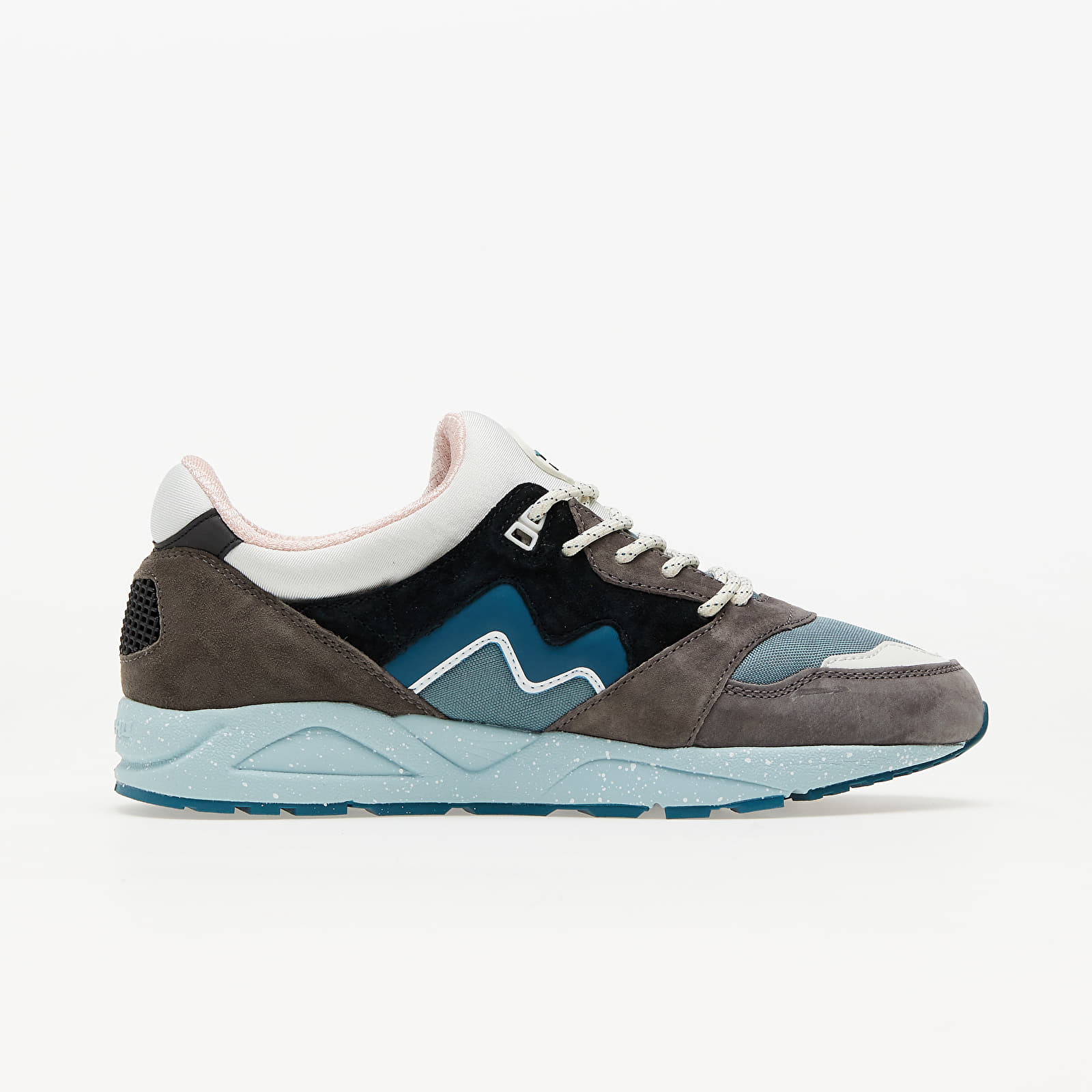 Мъжки кецове и обувки Karhu Aria 95 Plum Kitten/ Jet Black