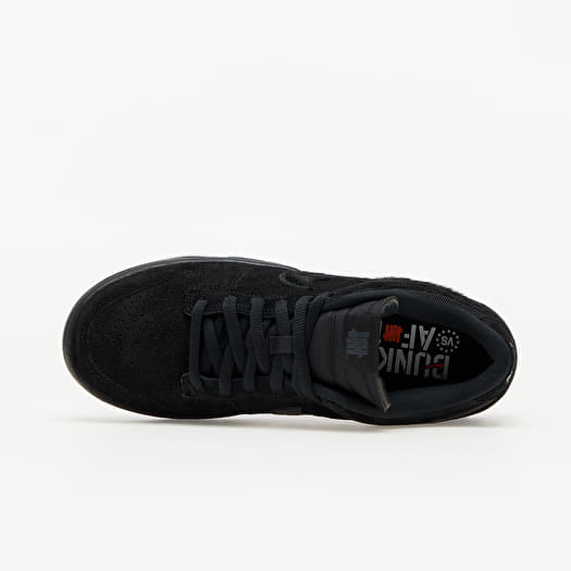 nike undefeated dunks black