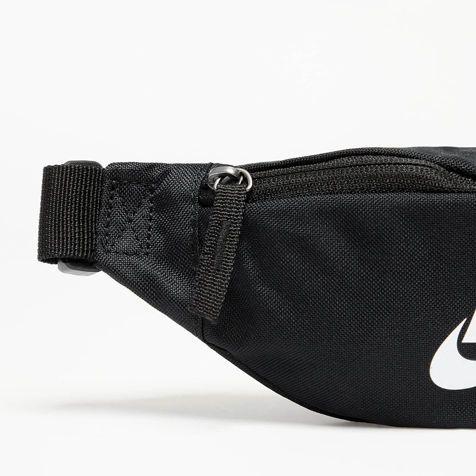 Ľadvinky Nike Heritage Waistpack Black/ Black/ White