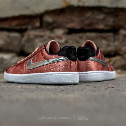 Nike tennis classic ultra dessert ocre online