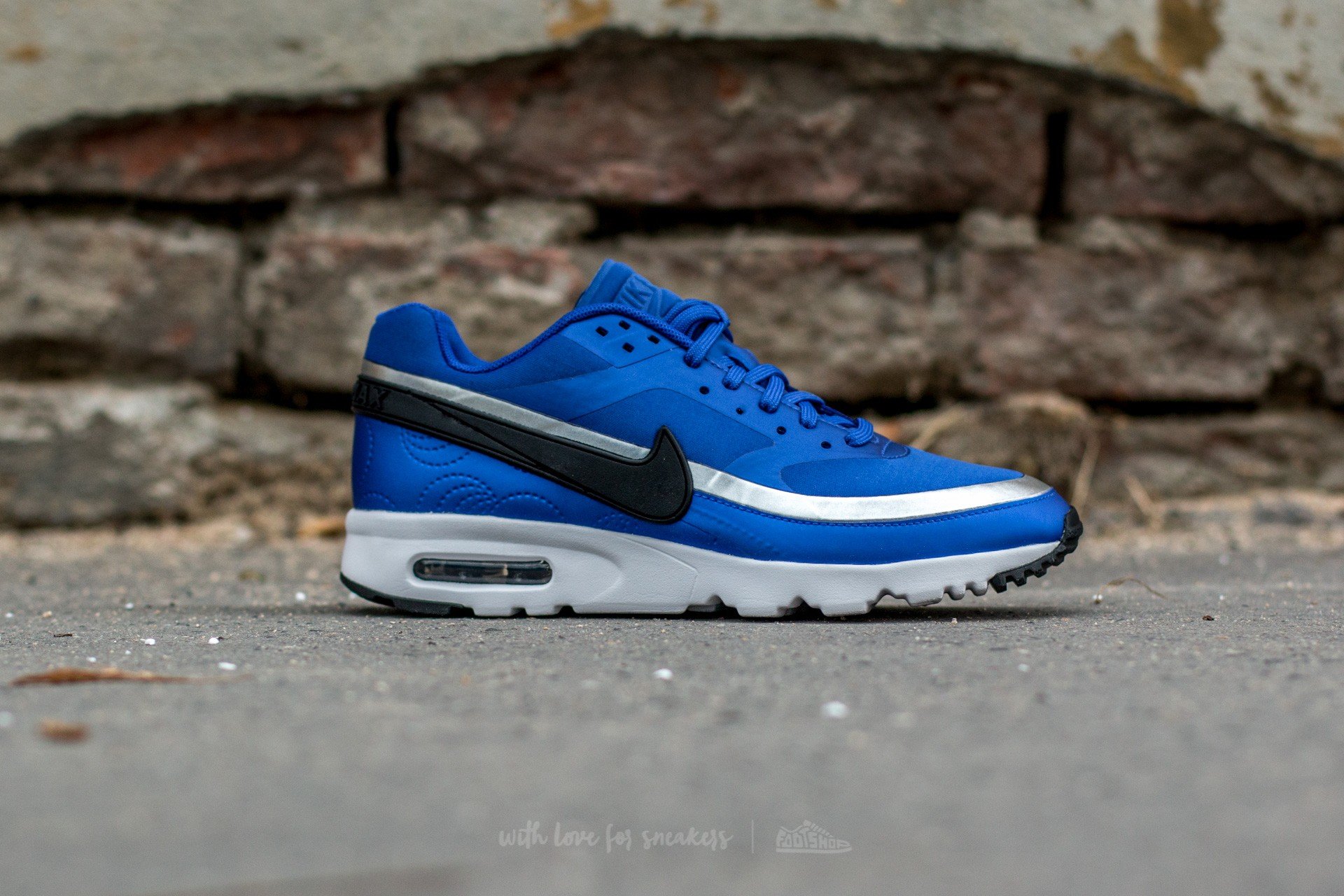 Încălțăminte și sneakerși pentru femei Nike W Air Max BW Ultra LOTC QS Hyper Blue/ Black