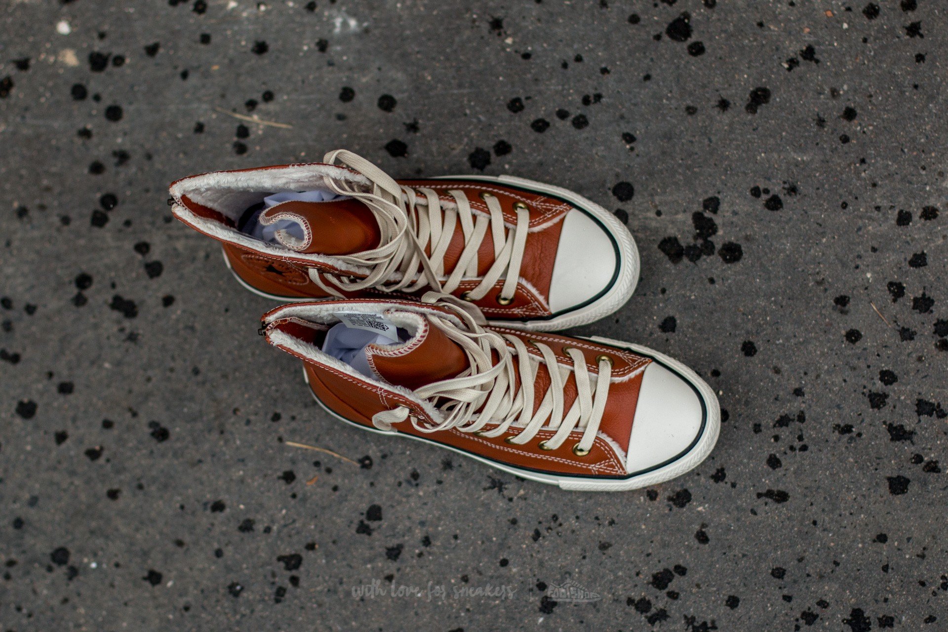 Zapatillas mujer Converse Chuck Taylor All Star Hi-Rise Boot Leather + Fur Antique Sepia/ Parchment/ Egret