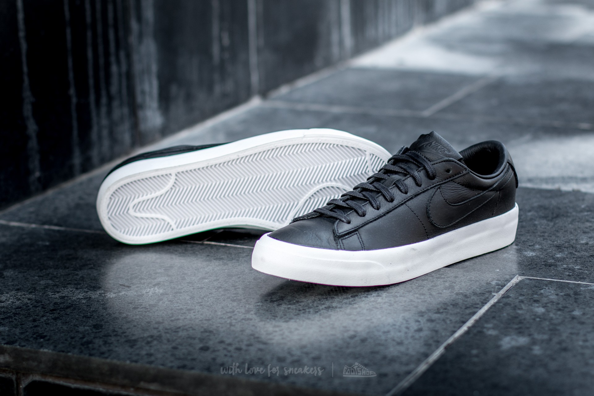 Nike store blazer studio