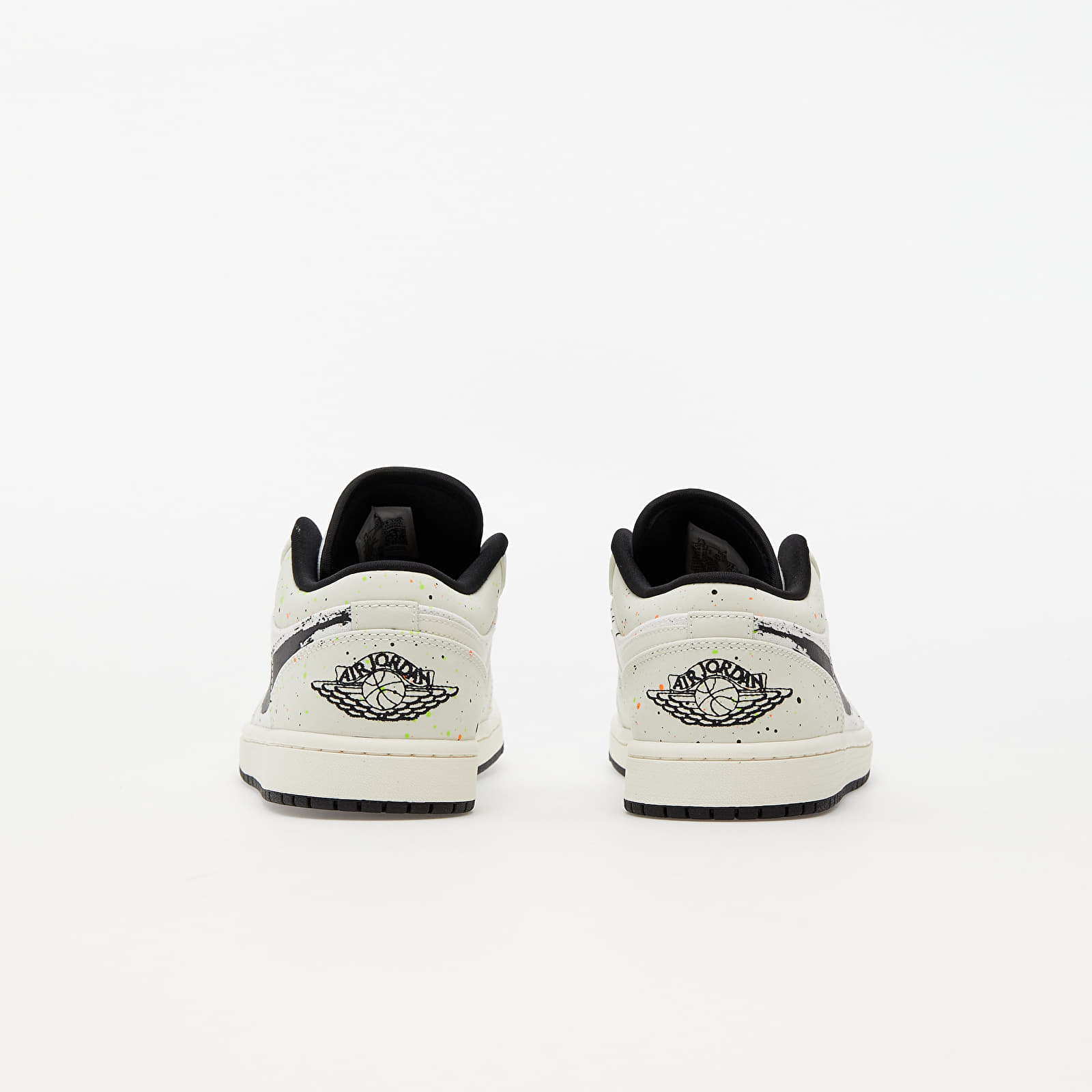 Férfi cipők Air Jordan 1 Low SE Sail/ Black-Total Orange-Electric Green
