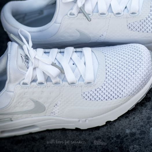 Air max zero triple white qs hotsell