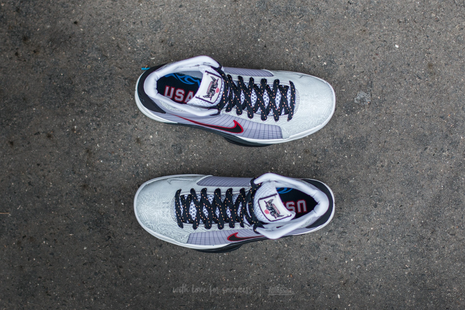 Men s shoes Nike Hyperdunk OG White Dark Obsidian Sport Red
