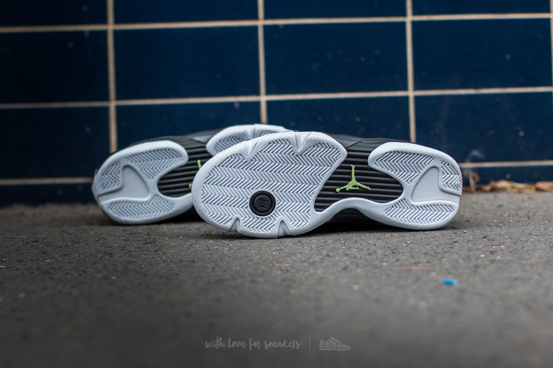 Men's shoes Air Jordan 14 Retro Black/ Black-White-Vivid Green