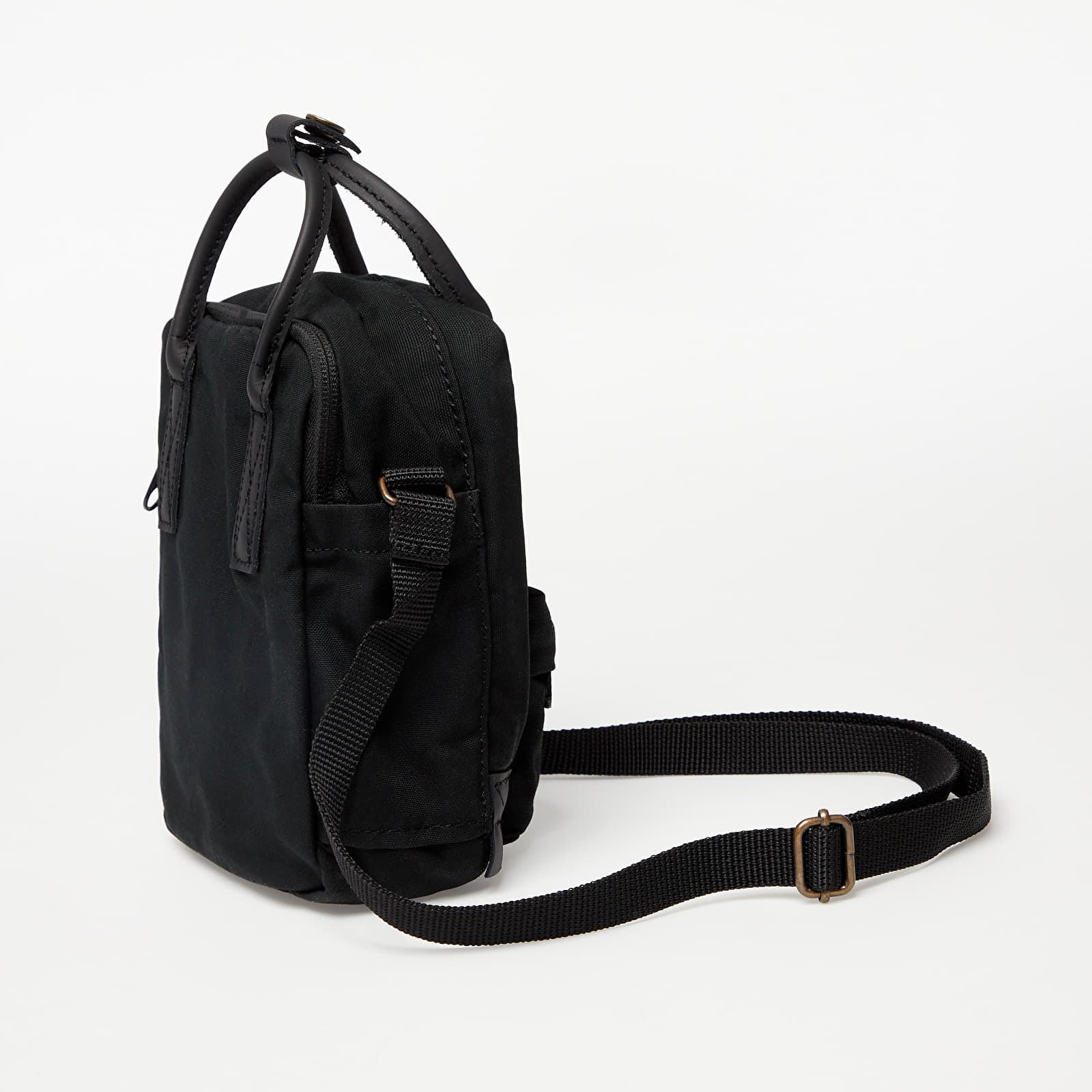 Torbe za čez ramo Fjällräven Kånken No. 2 Sling Black