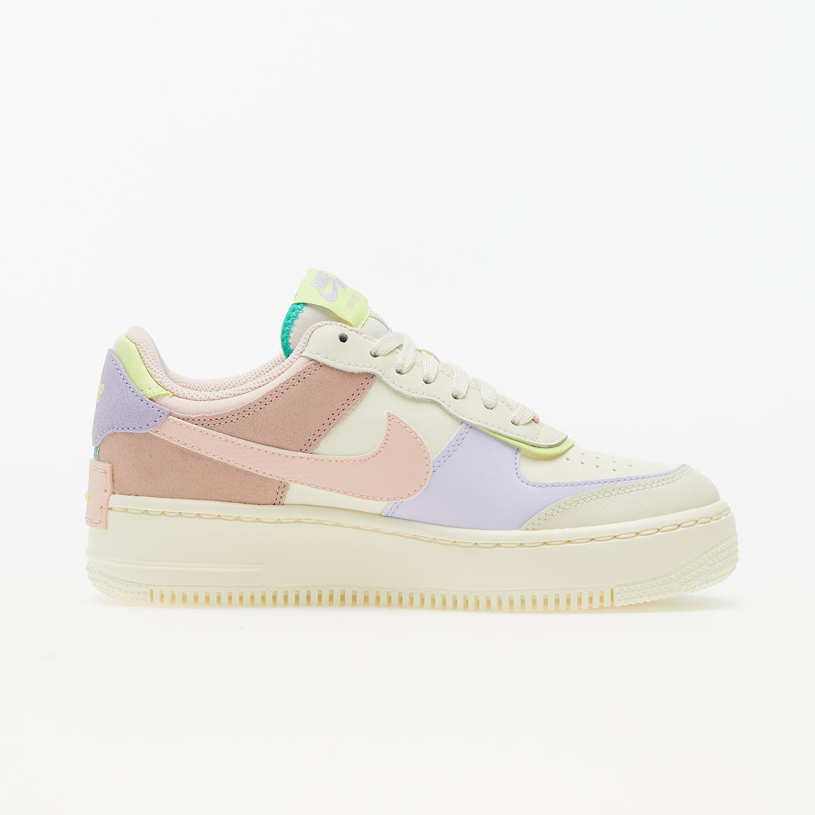 Încălțăminte și sneakerși pentru femei Nike Air Force 1 Shadow Cashmere/ Pale Coral-Pure Violet