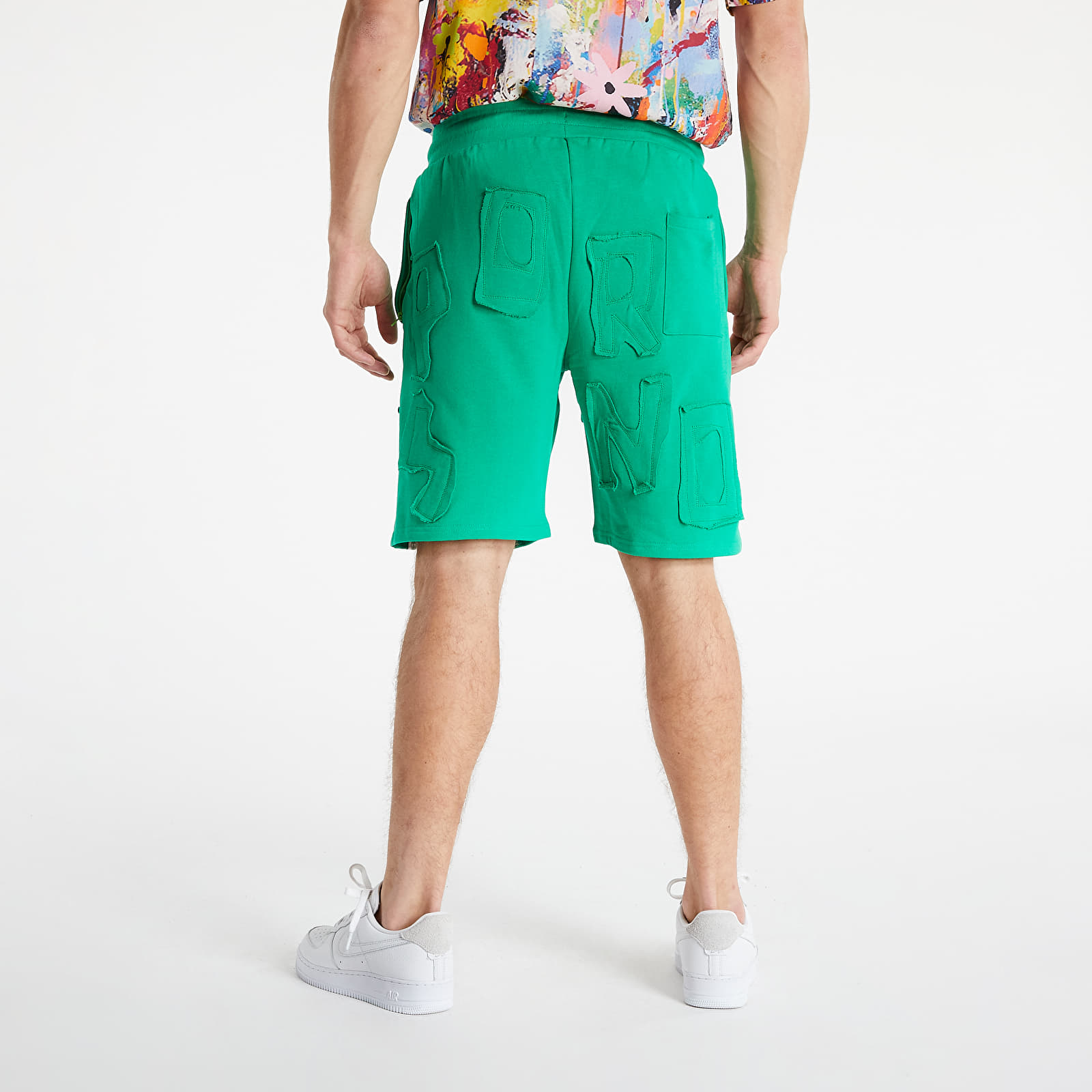 Kraťasy LIFE IS PORNO Illegal Shorts Green