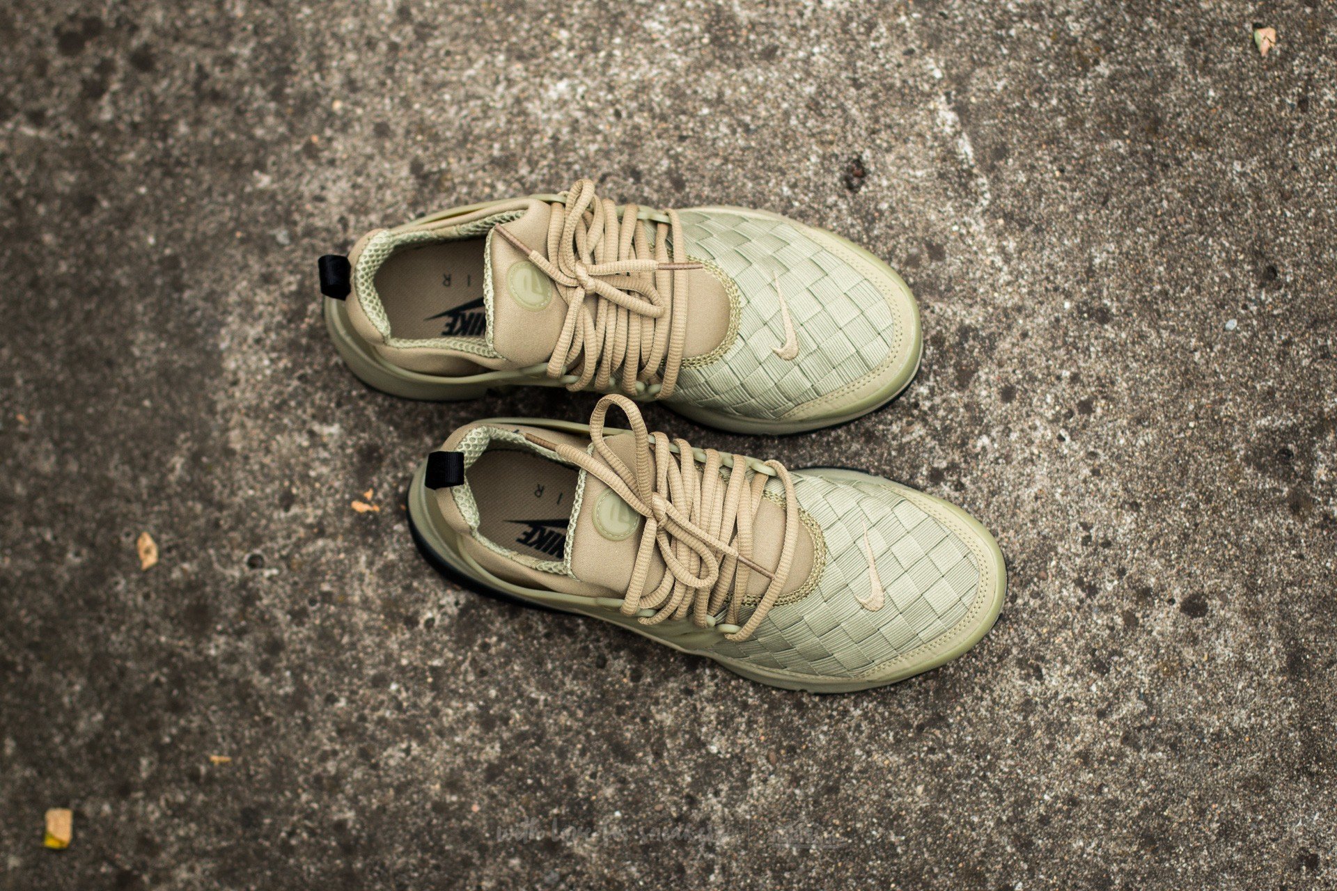 Zapatillas Hombre Nike Air Presto SE Neutral Olive/ Neutral Olive-Black