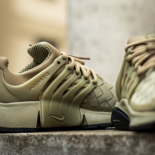 Olive green air presto deals