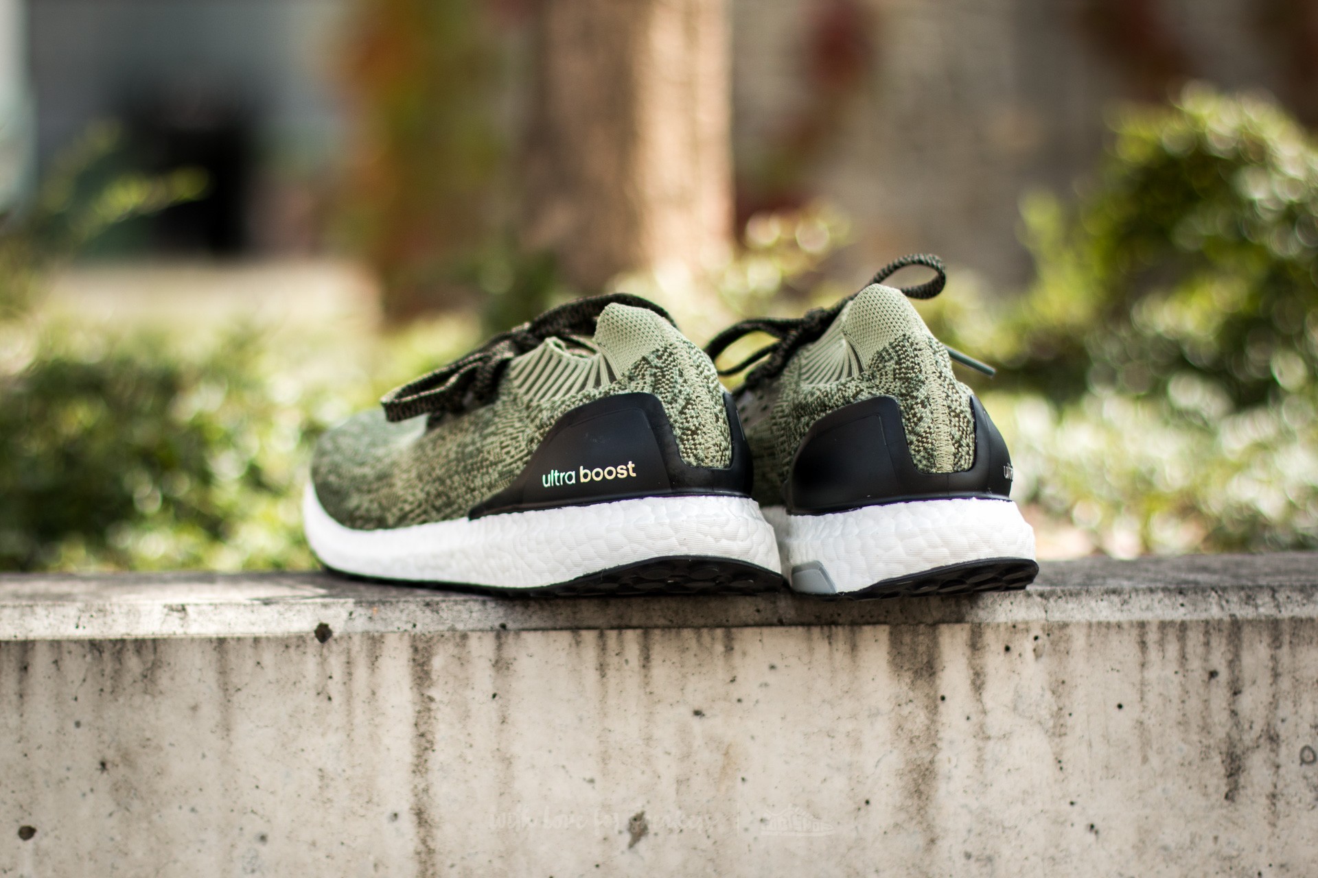 Adidas ultra boost discount uncaged w green