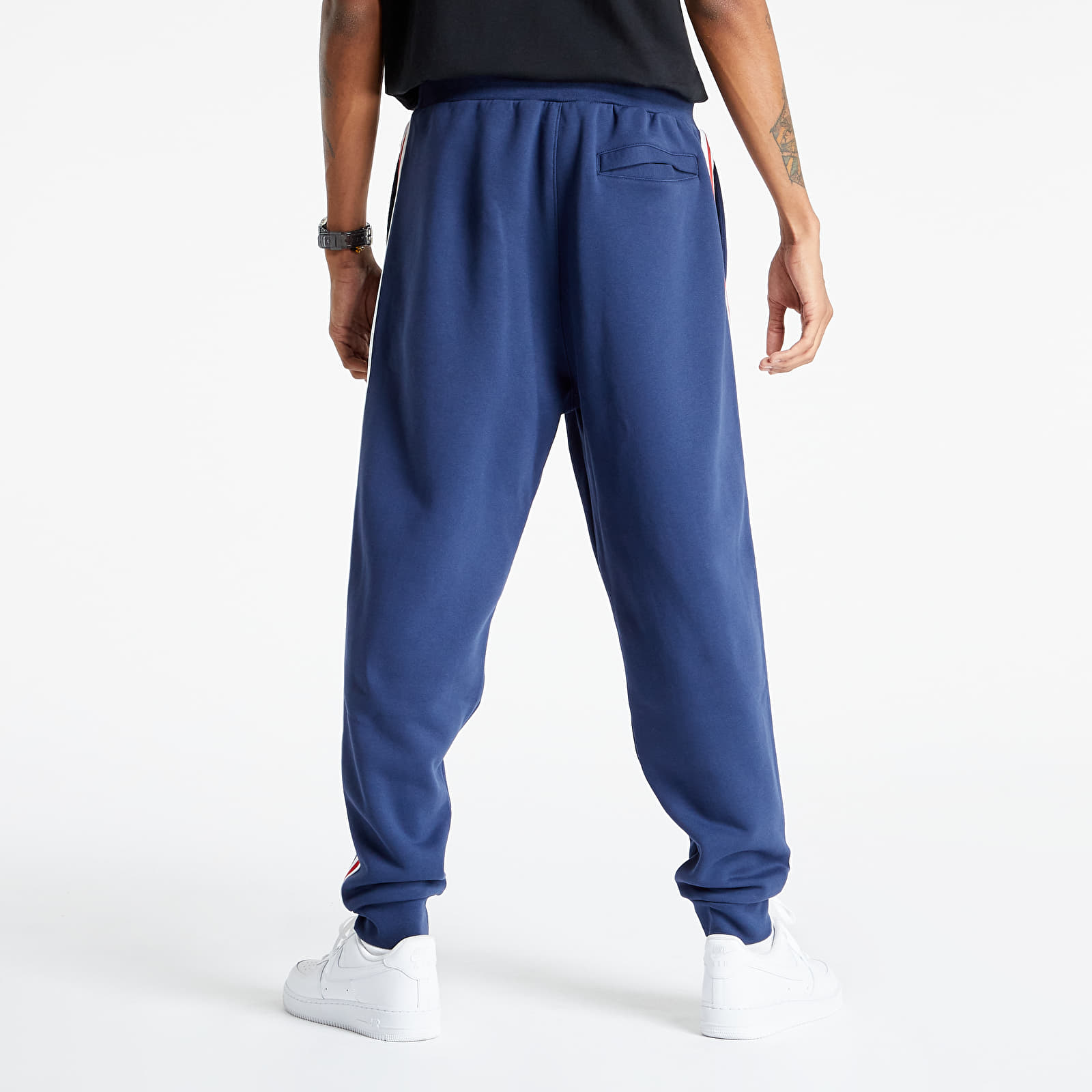 Navy blue 2025 jordan sweatpants