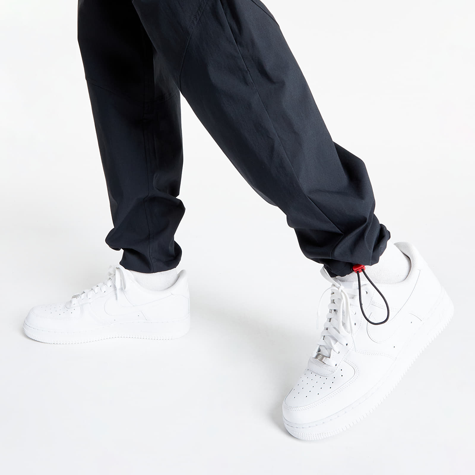 Bukser Jordan Essential M Woven Pants Black/ Gym Red